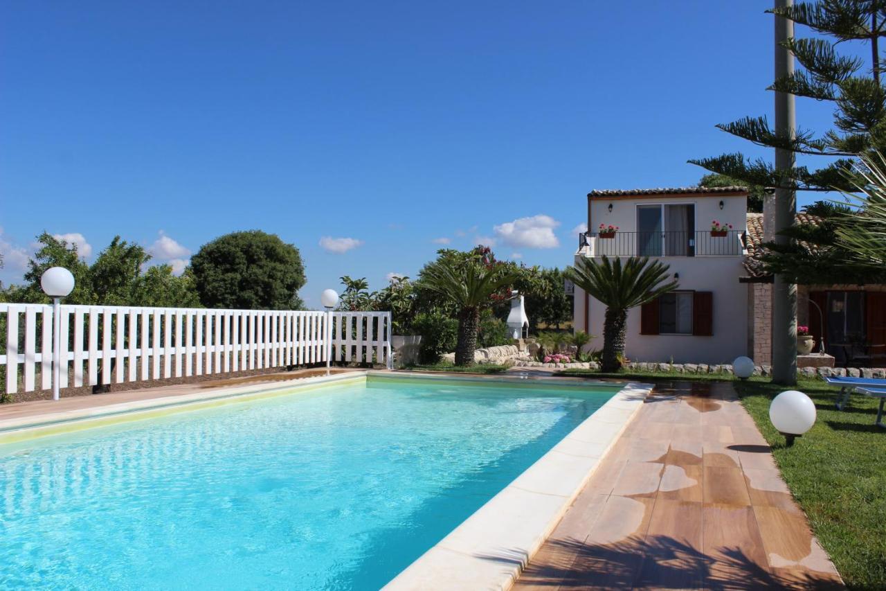 Villa Clara Chiaramonte Gulfi Exterior foto